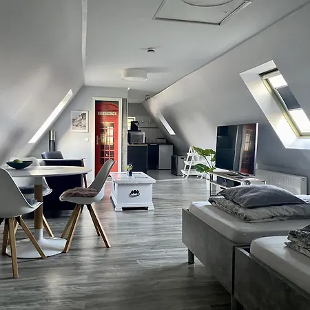 Klein Amerika Apartment *